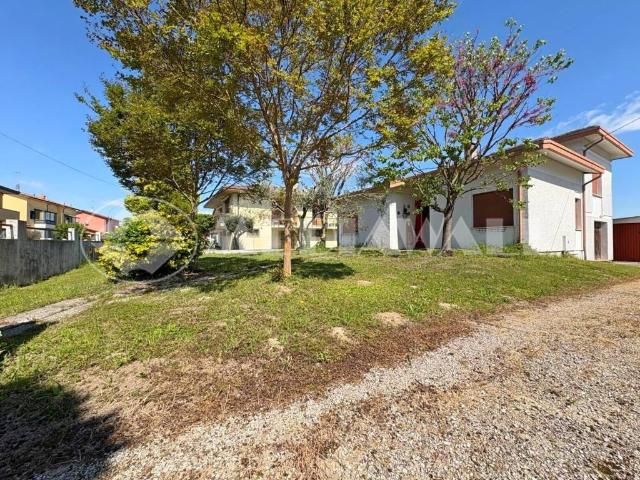 Villa in vendita a Torre di Mosto VE