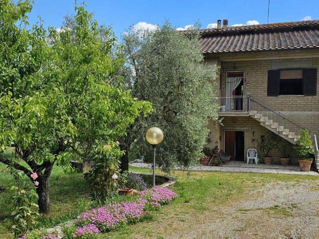 Villa in vendita a Torrita di Siena SI