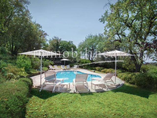 Villa in vendita a Torri del Benaco VR