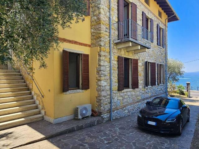 Villa in vendita a Torri del Benaco VR