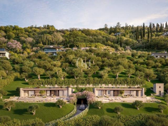 Villa in vendita a Torri del Benaco VR