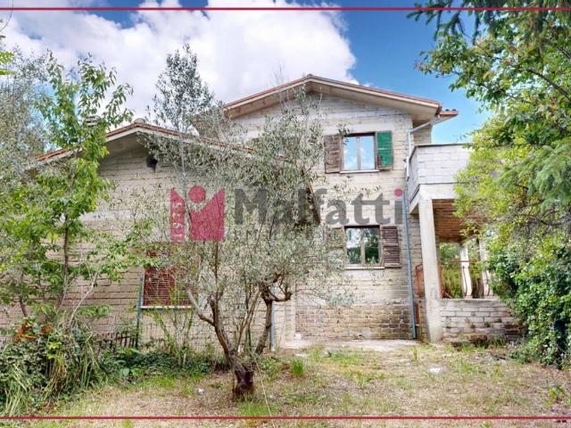 Villa in vendita a Torricella in Sabina RI