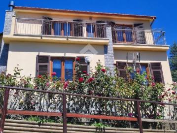 Villa in vendita a Torriglia GE