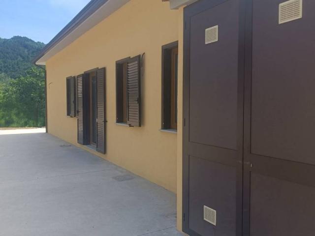Villa in vendita a Torrioni AV