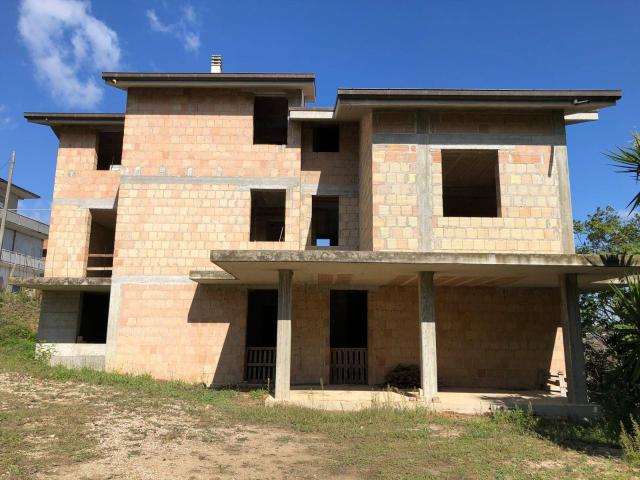 Villa in vendita a Tortoreto, Cavatassi