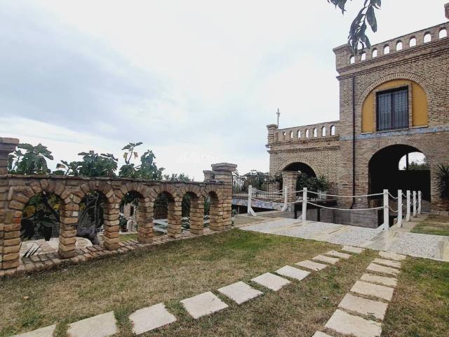 Villa in vendita a Tortoreto TE