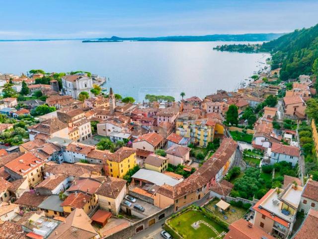Villa in vendita a Toscolano Maderno BS