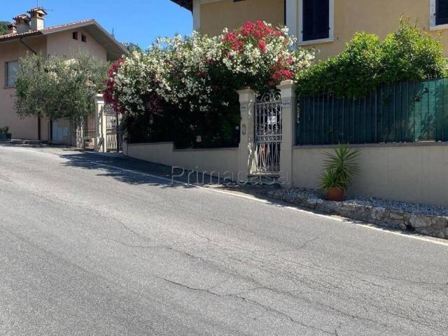 Villa in vendita a Toscolano Maderno BS
