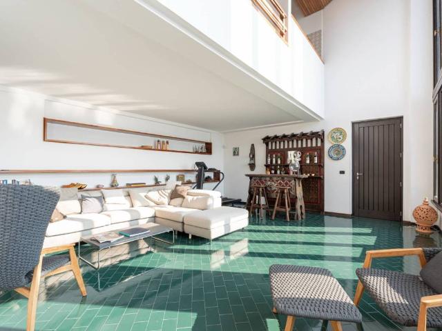 Villa in vendita a Toscolano Maderno BS