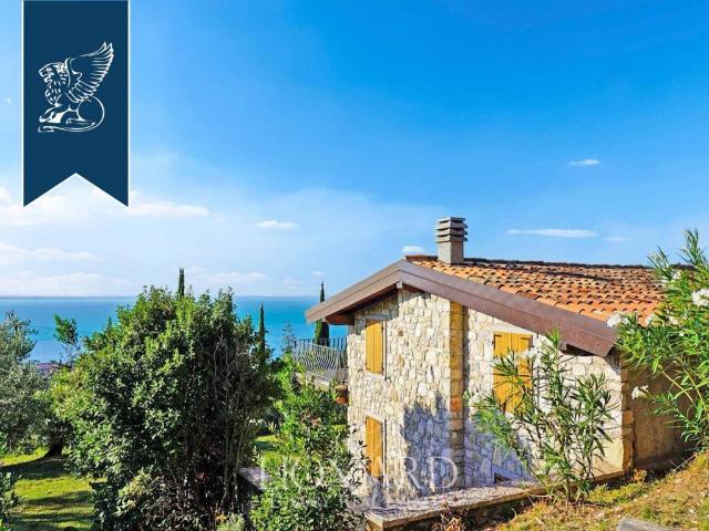 Villa in vendita a Toscolano Maderno BS