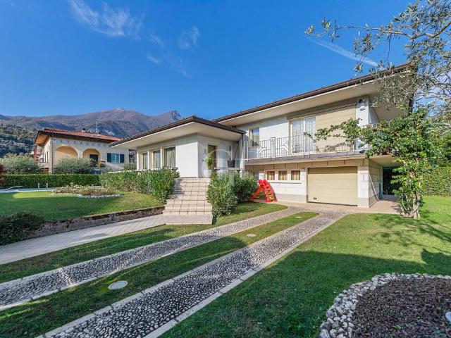 Villa in vendita a Toscolano Maderno BS