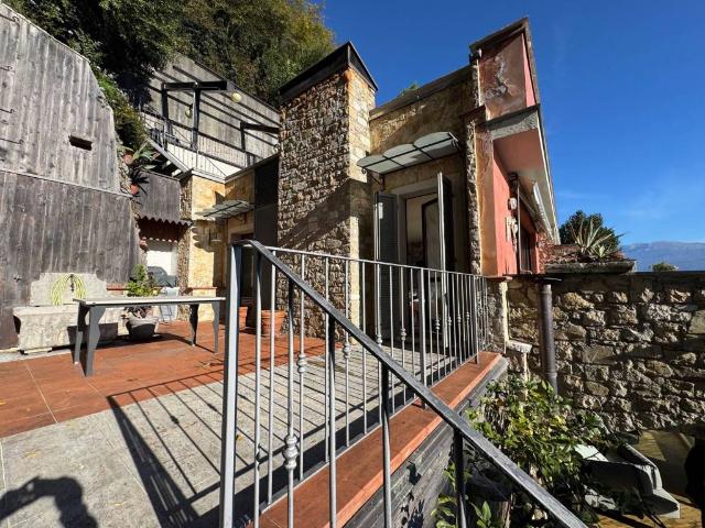 Villa in vendita a Toscolano Maderno BS