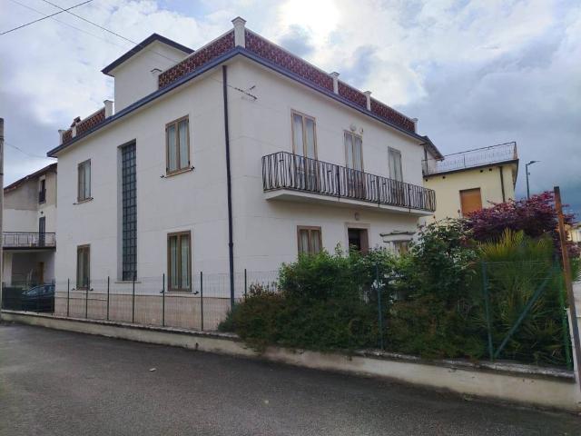 Villa in vendita a Taurasi AV