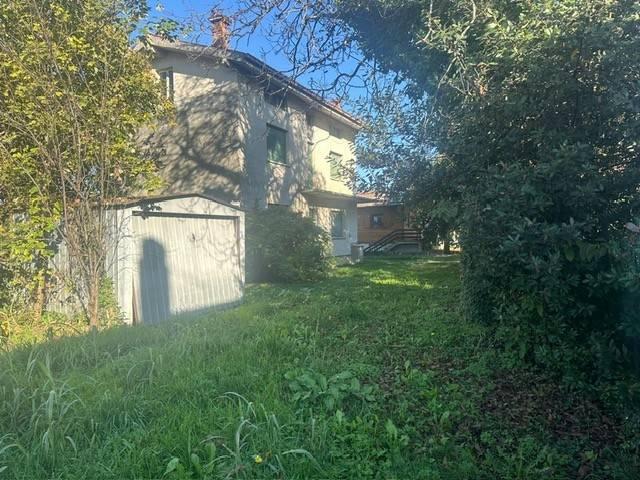 Villa in vendita a Tavagnacco UD
