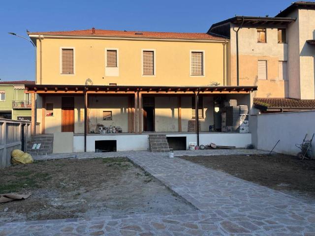 Villa in vendita a Tavazzano con Villavesco LO
