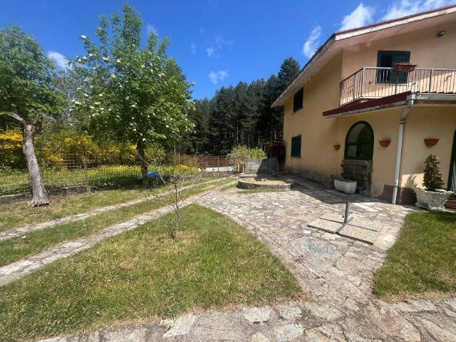 Villa in vendita a Taverna CZ