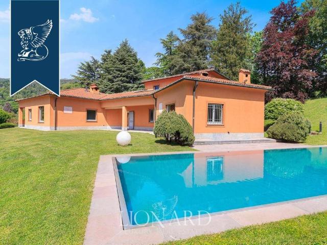 Villa in vendita a Tavernerio CO