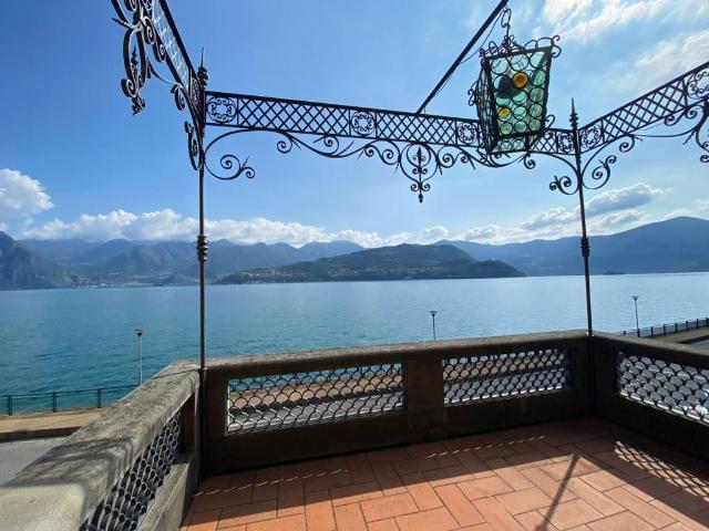 Villa in vendita a Tavernola Bergamasca BG