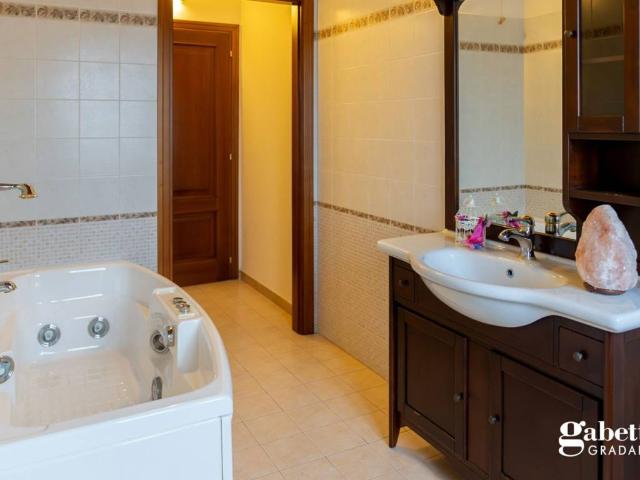 Villa in vendita a Tavullia PU