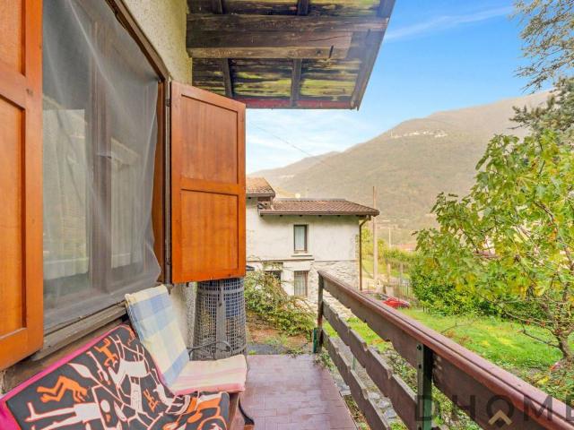 Villa in vendita a Taceno LC