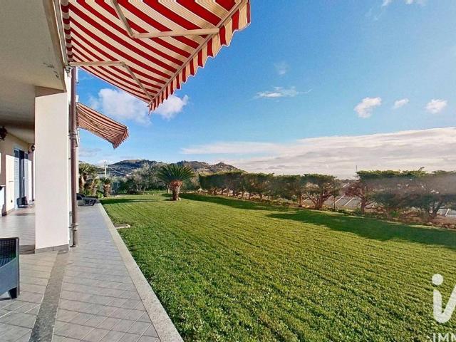 Villa in vendita a Taggia IM
