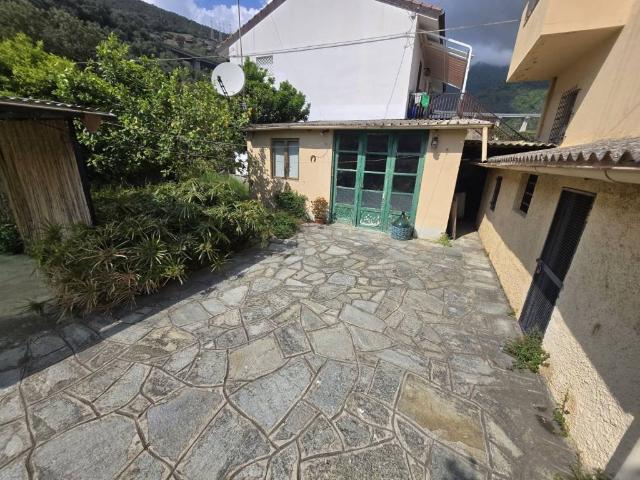 Villa in vendita a Taggia IM