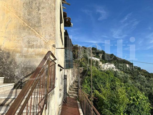 Villa in vendita a Taggia IM