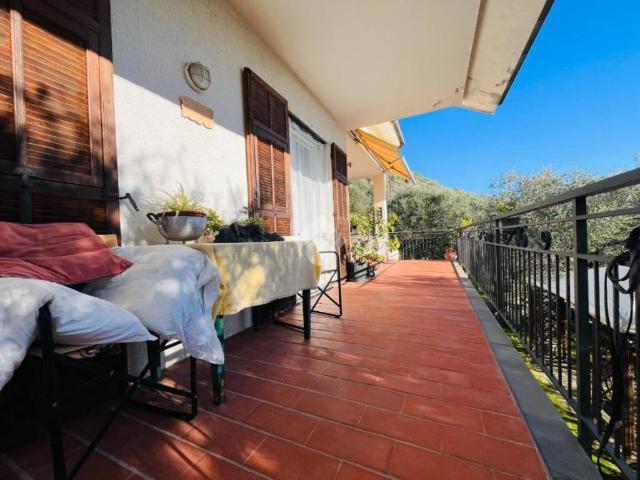 Villa in vendita a Taggia IM