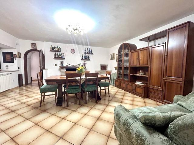 Villa in vendita a Tagliacozzo AQ