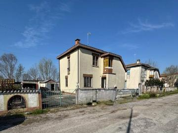 Villa in vendita a Taglio di Po RO