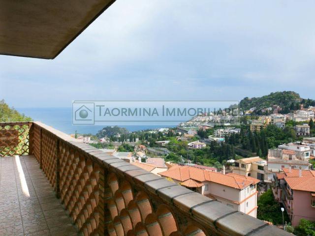 Villa in vendita a Taormina, Fontana Vecchia