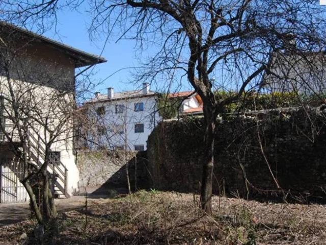 Villa in vendita a Tarcento UD