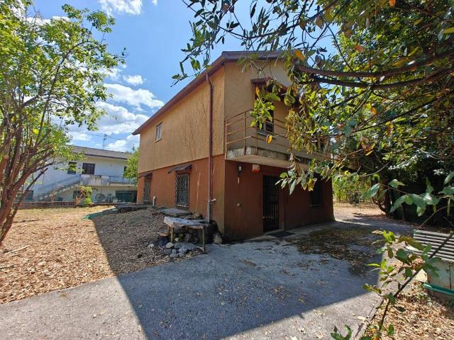 Villa in vendita a Tarcento UD