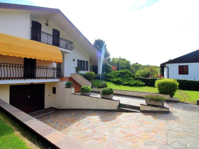 Villa in vendita a Tarcento UD