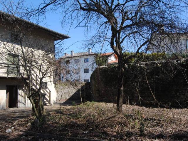 Villa in vendita a Tarcento UD