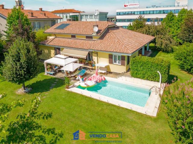 Villa in vendita a Tarantasca CN