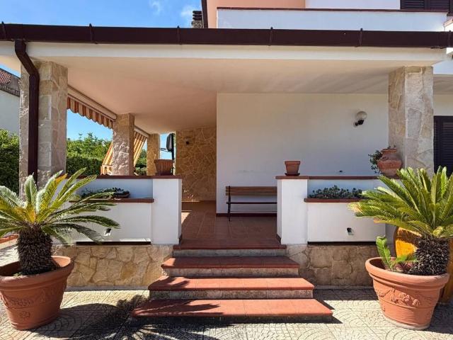 Villa in vendita a Taranto TA