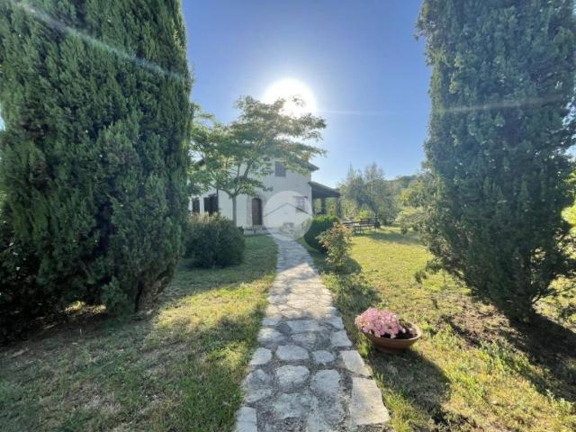 Villa in vendita a Tarano RI
