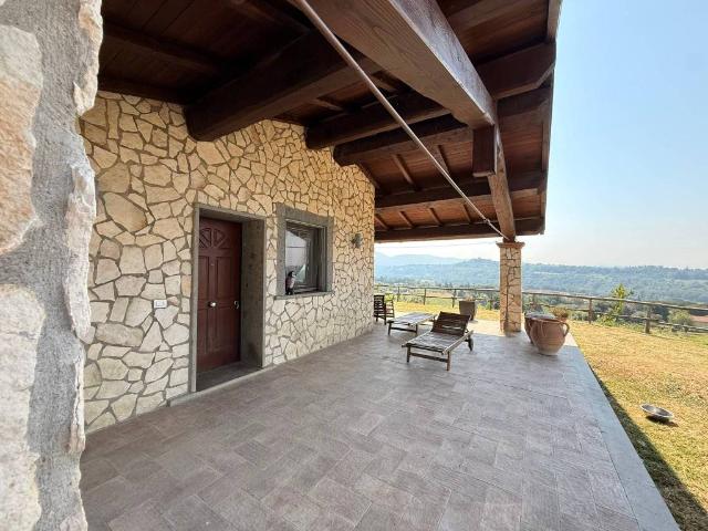 Villa in vendita a Tarano RI
