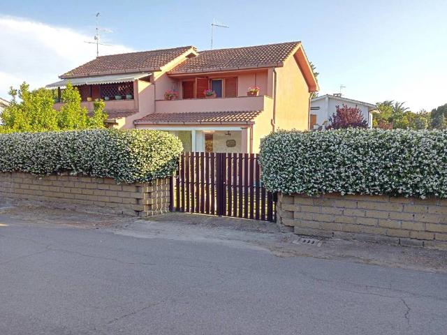 Villa in vendita a Tarquinia VT