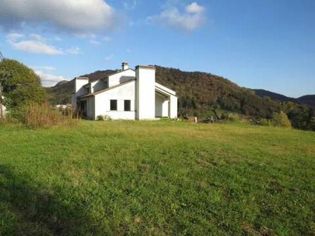 Villa in vendita a Tarzo TV