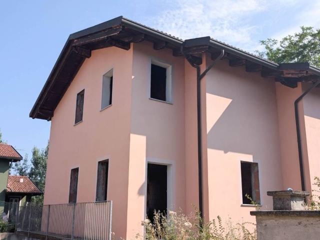 Villa in vendita a Tassarolo AL