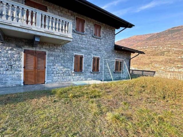 Villa in vendita a Teglio SO