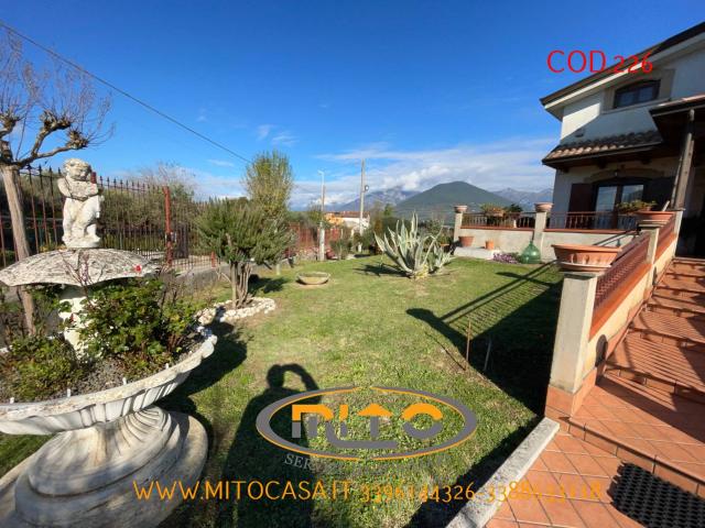Villa in vendita a Telese Terme