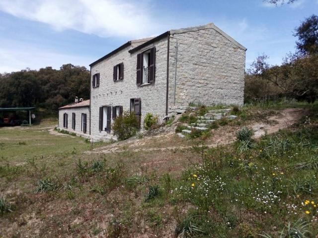 Villa in vendita a Tempio Pausania OT