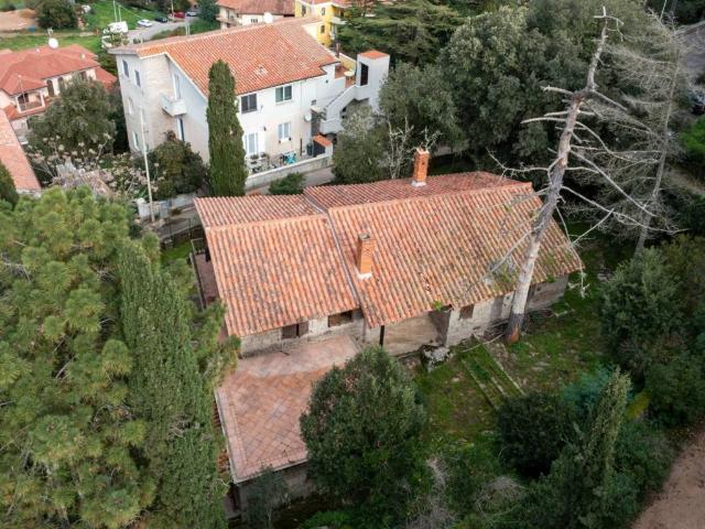 Villa in vendita a Tempio Pausania OT