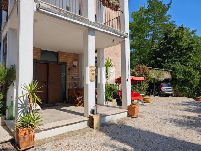 Villa in vendita a Teramo TE