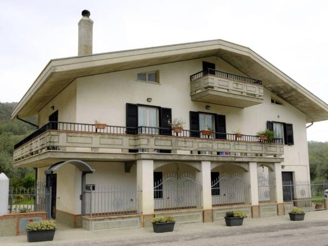 Villa in vendita a Teramo TE