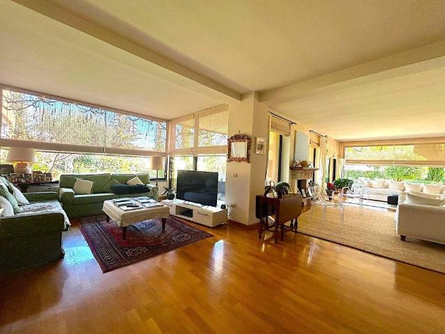 Villa in vendita a Teramo TE