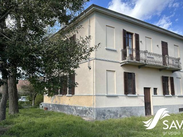 Villa in vendita a Terdobbiate NO